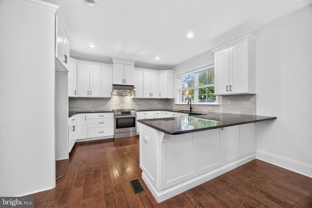 99 CAROLINE DR, Collegeville, PA 19426