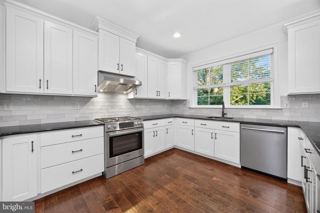 99 CAROLINE DR, Collegeville, PA 19426