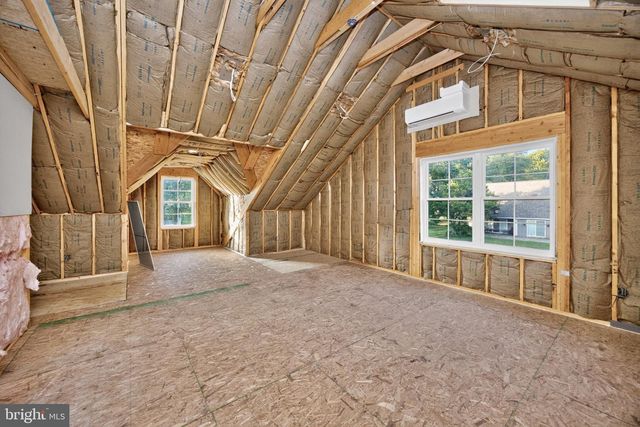99 CAROLINE DR, Collegeville, PA 19426
