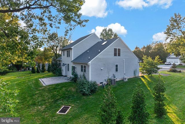 99 CAROLINE DR, Collegeville, PA 19426