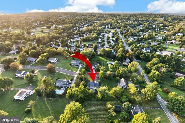 99 CAROLINE DR, Collegeville, PA 19426