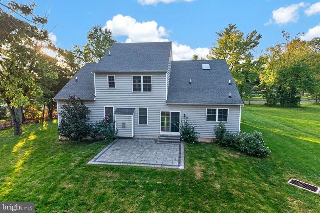 99 CAROLINE DR, Collegeville, PA 19426