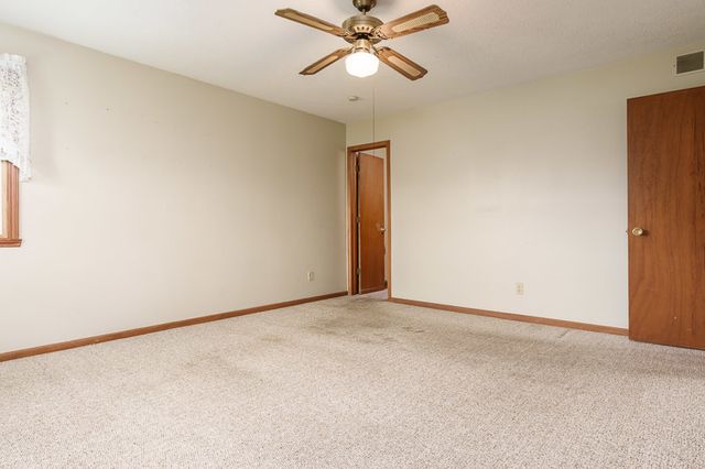 6159 UPPER RIDGE Way, Roscoe, IL 61073