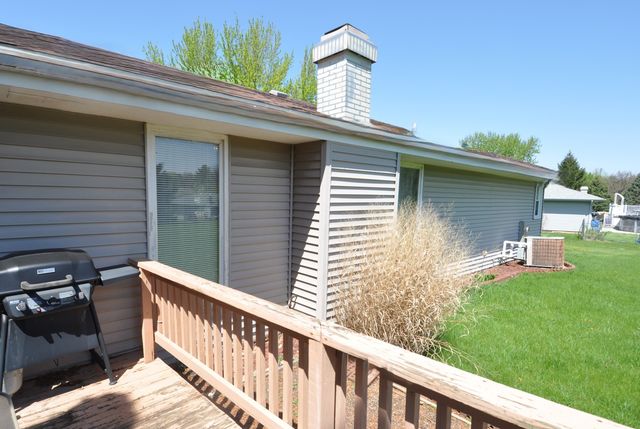 6159 UPPER RIDGE Way, Roscoe, IL 61073