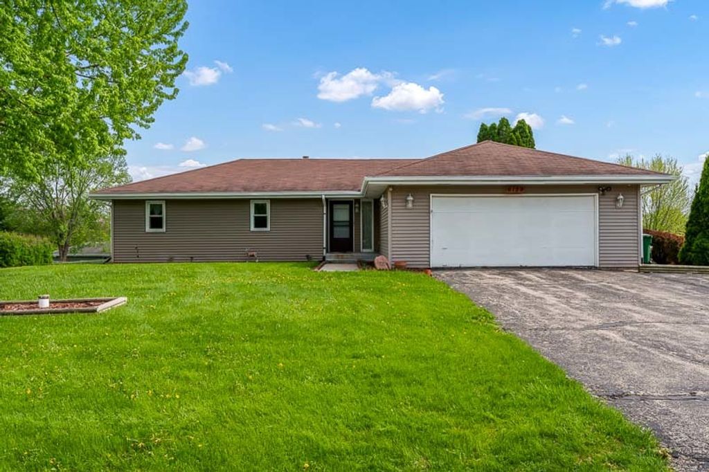 6159 UPPER RIDGE Way, Roscoe, IL 61073