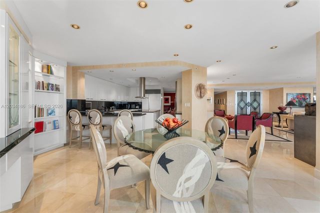 430 Grand Bay Drive 1103, Key Biscayne, FL 33149