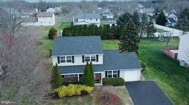 292 HOLLOW BRANCH LN, Yardley, PA 19067