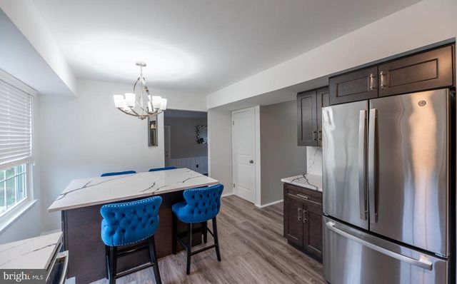 292 HOLLOW BRANCH LN, Yardley, PA 19067