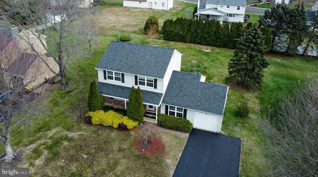 292 HOLLOW BRANCH LN, Yardley, PA 19067