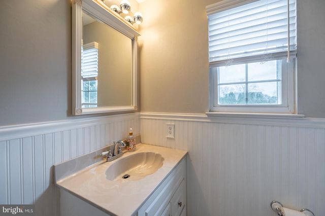 292 HOLLOW BRANCH LN, Yardley, PA 19067