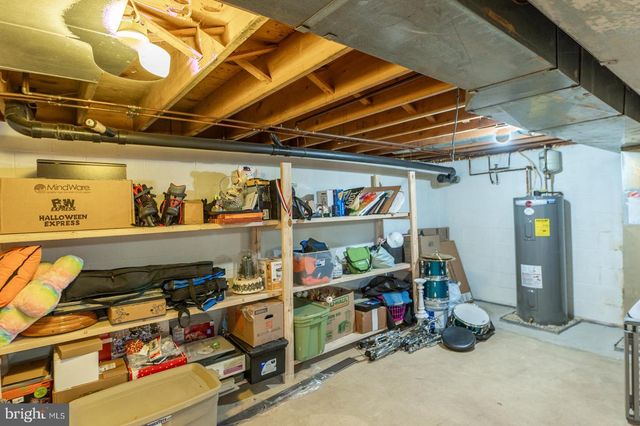 292 HOLLOW BRANCH LN, Yardley, PA 19067