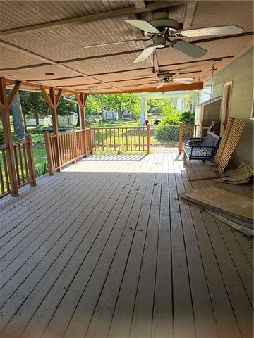 1508 E 18th Terrace, Lawrence, KS 66044