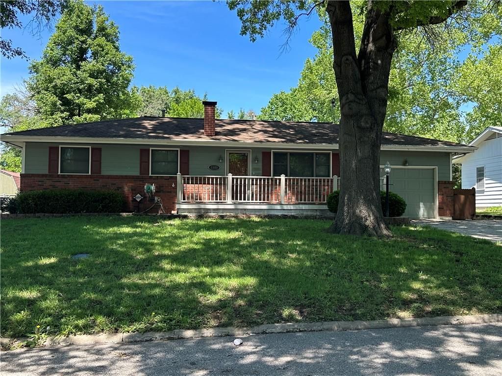 1508 E 18th Terrace, Lawrence, KS 66044