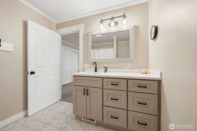 35001 NE 91st Avenue, La Center, WA 98629
