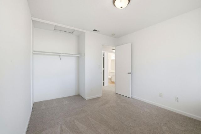 2617 Yuma Cir, Sacramento, CA 95827