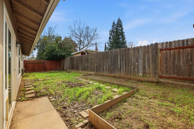 2617 Yuma Cir, Sacramento, CA 95827