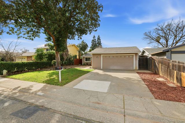 2617 Yuma Cir, Sacramento, CA 95827