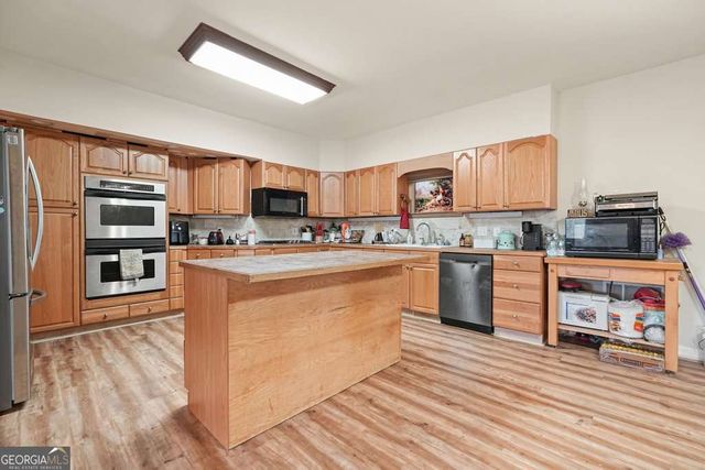 865 Old Mill Lane, Waleska, GA 30183