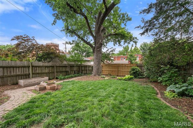 3655 Hartford Street, St Louis, MO 63116