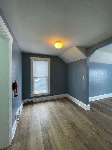 509 Oak Street, Kalamazoo, MI 49007