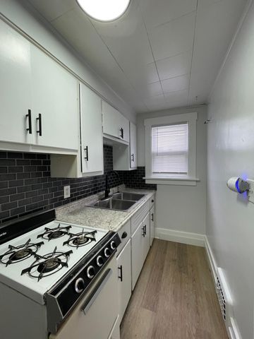 509 Oak Street, Kalamazoo, MI 49007