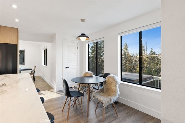 30260 Gremlin Court, Running Springs, CA 92382