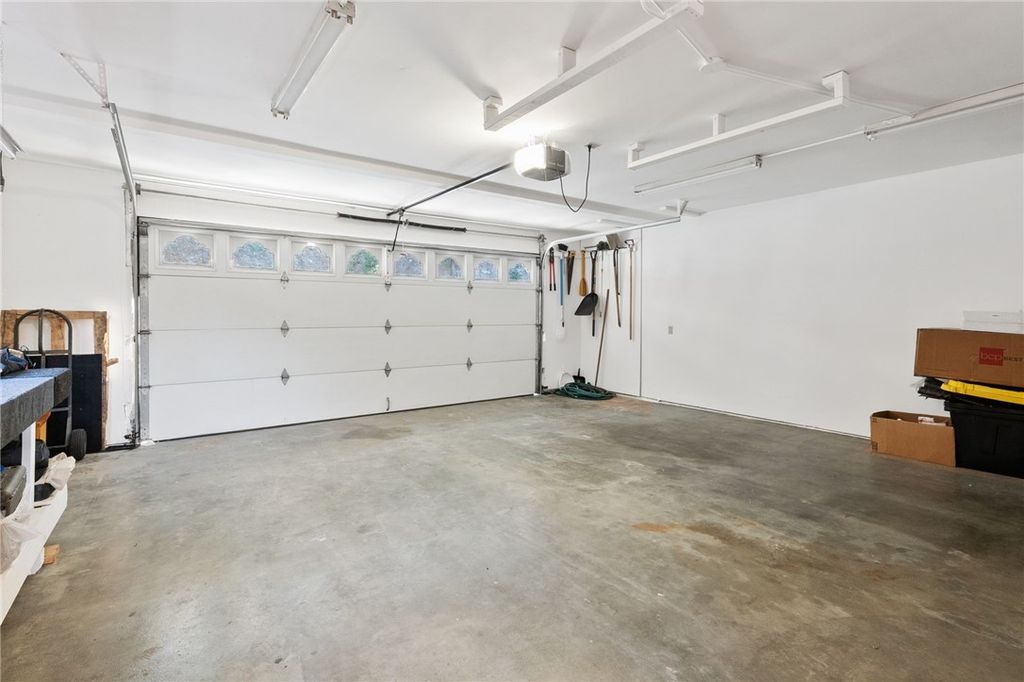 Image 35 of property listing at 30260 Gremlin Court, Running Springs, CA 92382