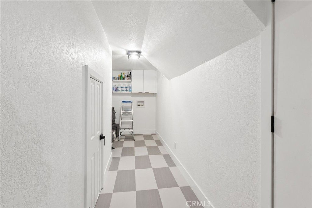 Image 46 of property listing at 30260 Gremlin Court, Running Springs, CA 92382