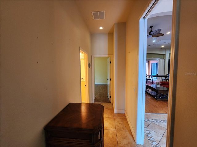 2832 VINTAGE VIEW LOOP, Lakeland, FL 33812