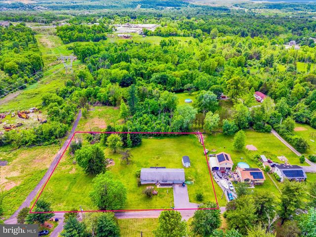 88 SPRUCE AVE, Birdsboro, PA 19508