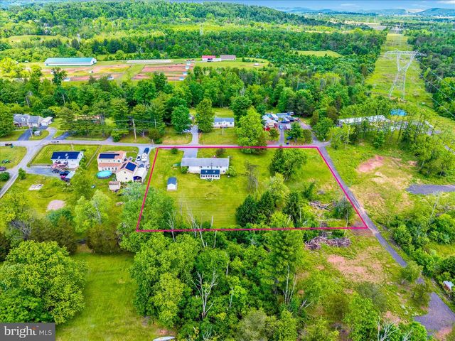 88 SPRUCE AVE, Birdsboro, PA 19508