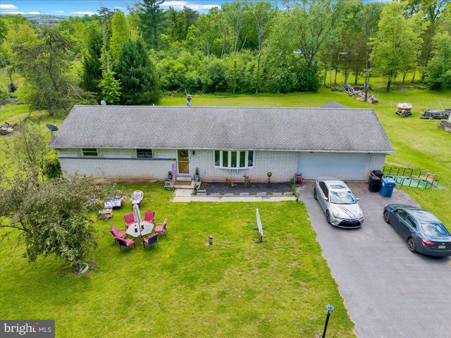 88 SPRUCE AVE, Birdsboro, PA 19508