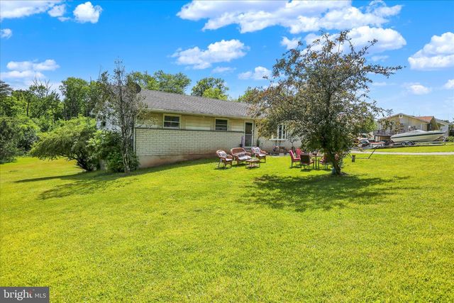 88 SPRUCE AVE, Birdsboro, PA 19508