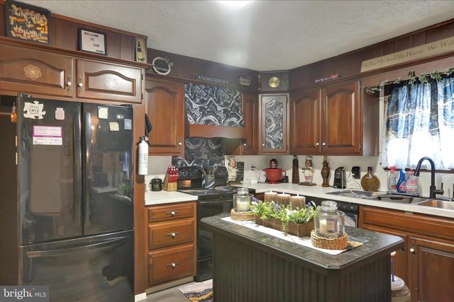 88 SPRUCE AVE, Birdsboro, PA 19508
