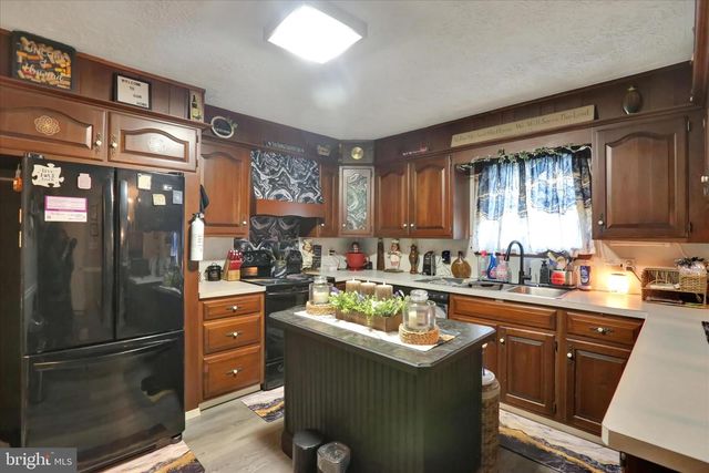 88 SPRUCE AVE, Birdsboro, PA 19508