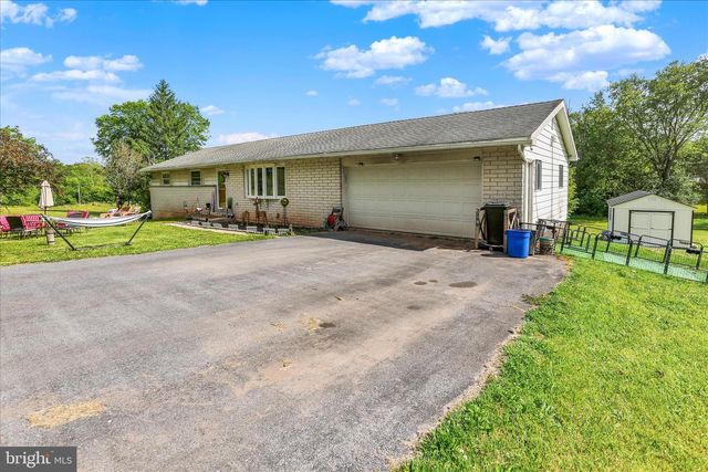88 SPRUCE AVE, Birdsboro, PA 19508