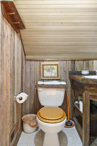 28 Bussell Ln, Gordonsville, TN 38563