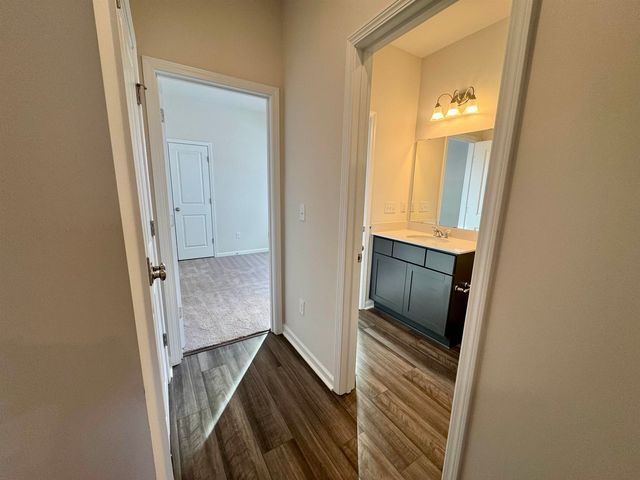 12134 Lansbury Drive, Inman, SC 29349