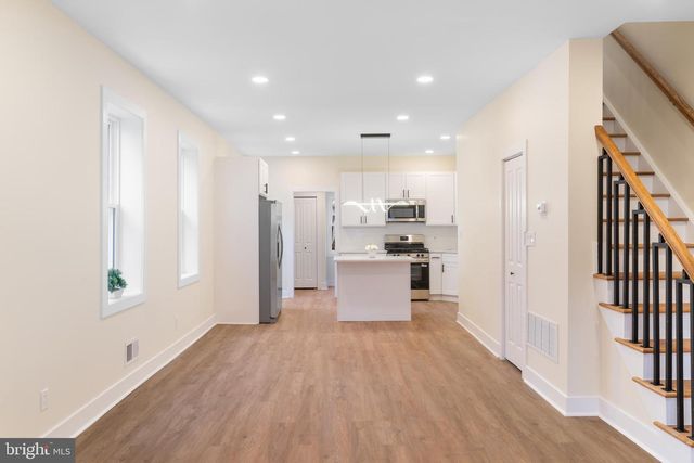 530 ARTHUR ST, Philadelphia, PA 19111