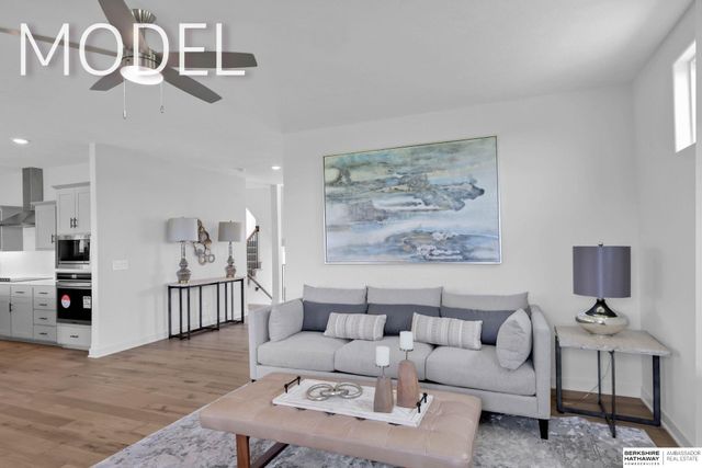 5417 N 191st Street, Elkhorn, NE 68022