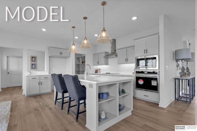 5417 N 191st Street, Elkhorn, NE 68022