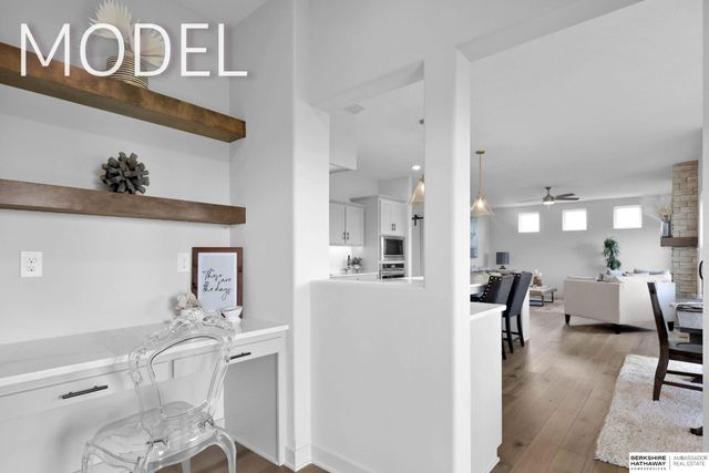 5417 N 191st Street, Elkhorn, NE 68022