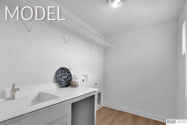 5417 N 191st Street, Elkhorn, NE 68022