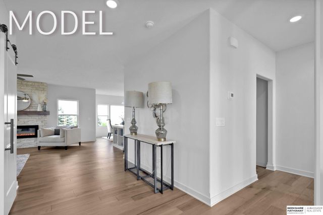 5417 N 191st Street, Elkhorn, NE 68022