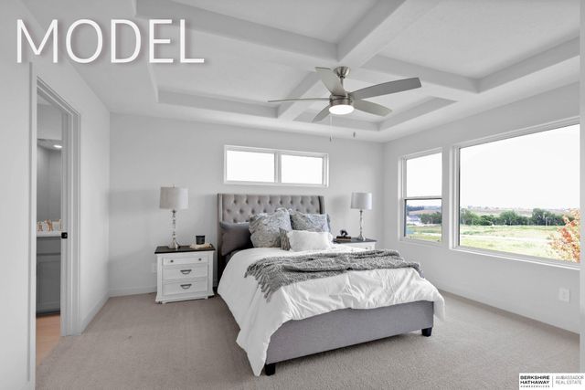 5417 N 191st Street, Elkhorn, NE 68022