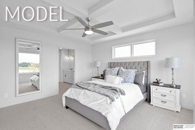 5417 N 191st Street, Elkhorn, NE 68022