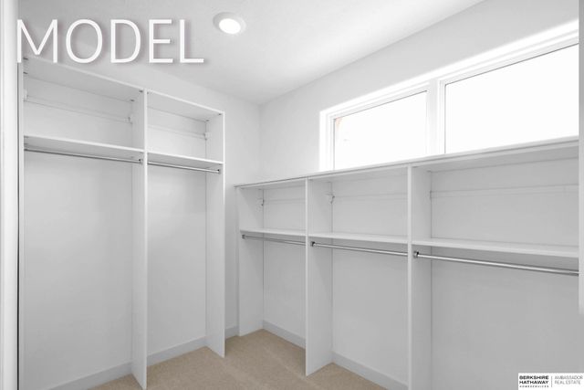 5417 N 191st Street, Elkhorn, NE 68022