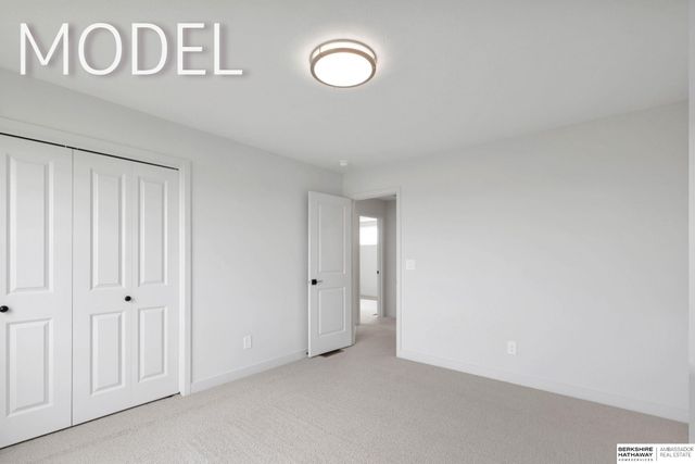 5417 N 191st Street, Elkhorn, NE 68022