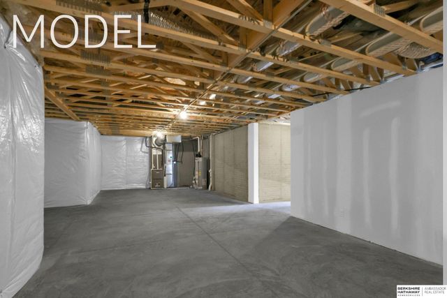 5417 N 191st Street, Elkhorn, NE 68022