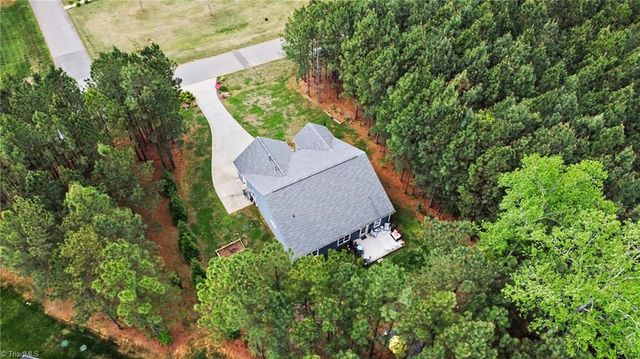 820 Sunset Pointe Drive, Salisbury, NC 28146